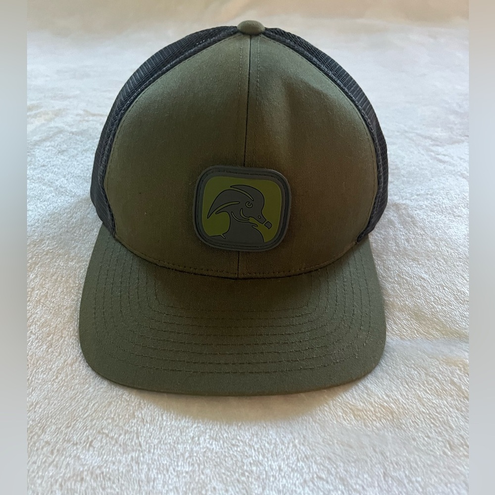 EUC pacific headwear hat- sitting duck.